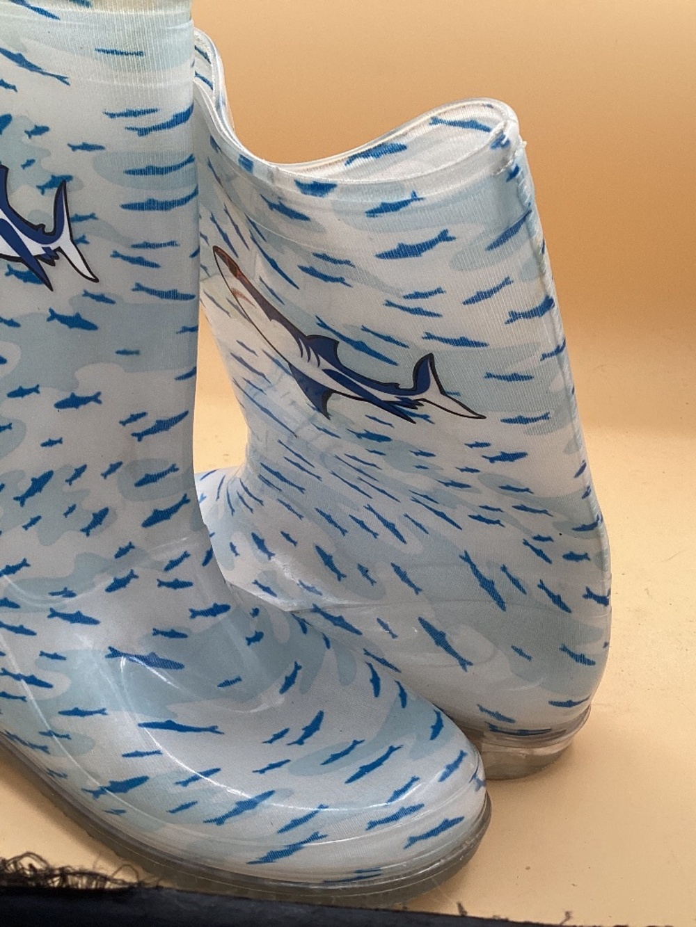 Kids Rainboots Shark design